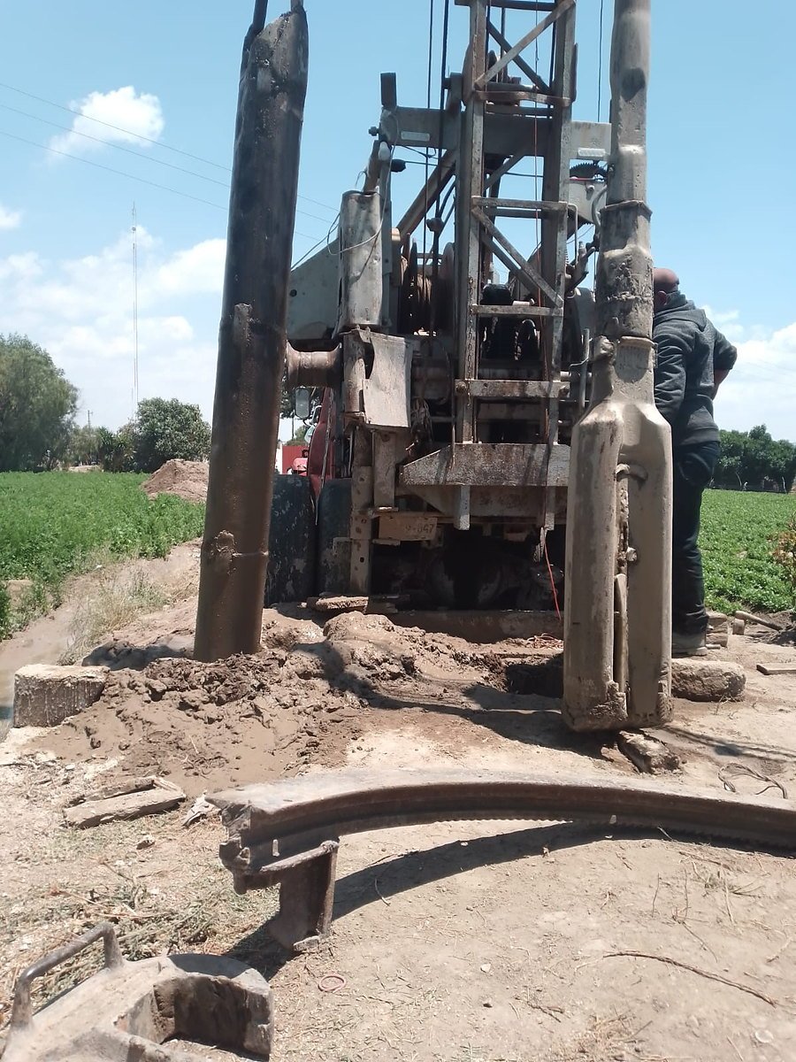 Entubado del pozo con tubería de ademe
